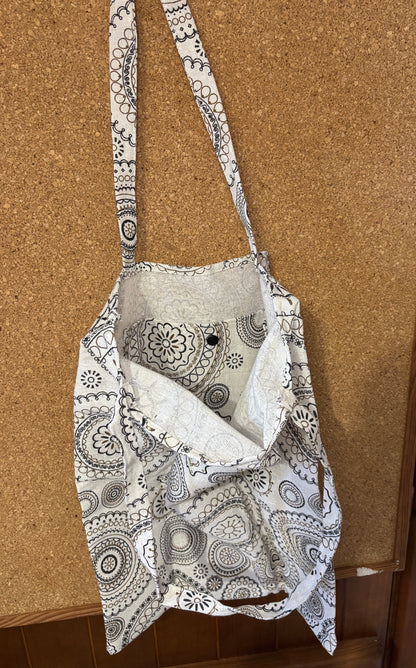 Tote Bag with inside pocket